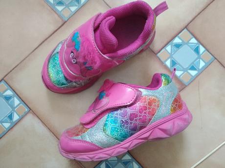 Boty troll, 27