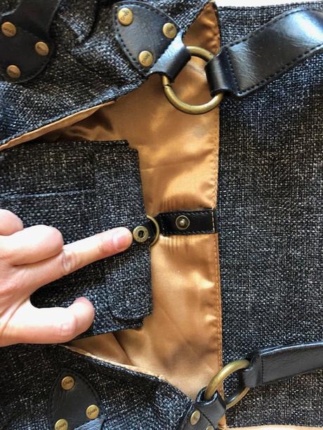 Sedo cerna kabelka s odepinaci penezenkou, mango