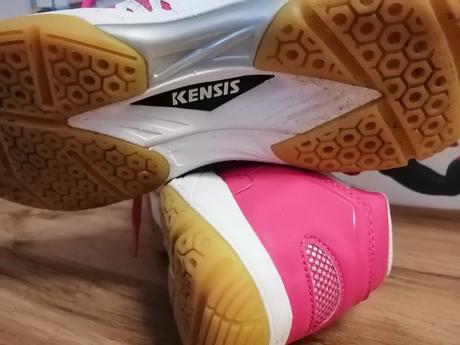 Sálové tenisky, 40