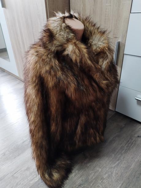 Chlupatá kožíšková bunda h&m vel xs/s, h&m,xs