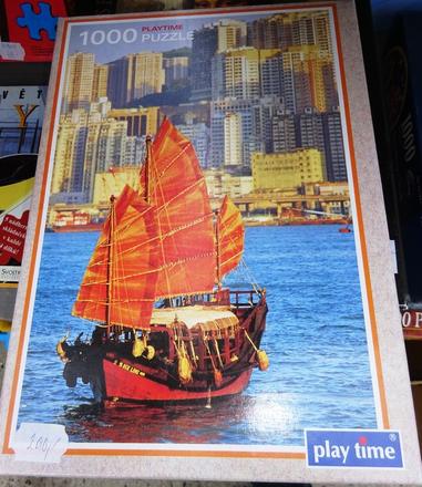 Puzzle lod 1000 dílků,