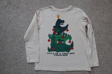 Vánoční tričko, 134