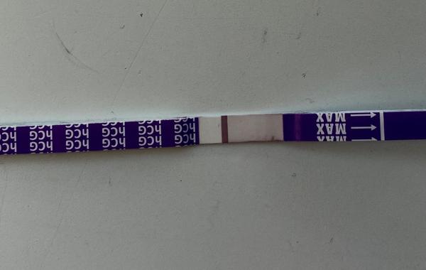 Vidíte na testu těhotenského ducha?
