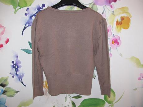 Propínací dámský svetřík s 3/4 rukávem, 32