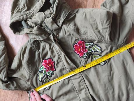 Khaki bunda parka s růžemi 170, s/m, h&m,170