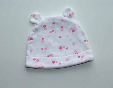 C744 květovaná dvouvrstvá čepice vel. 68, primark,68