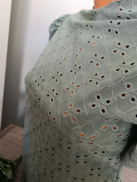 Madeirová halenka, l