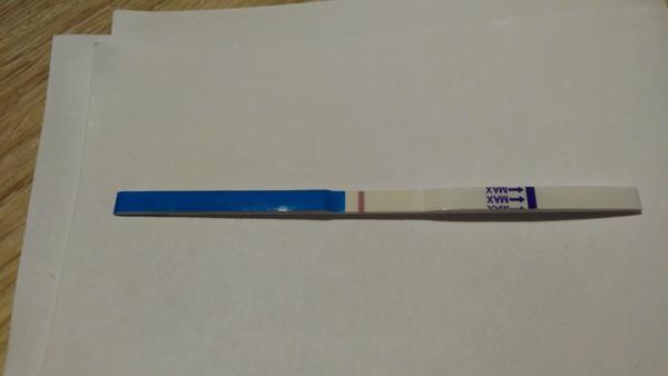 Jsou tam dvě čárky?