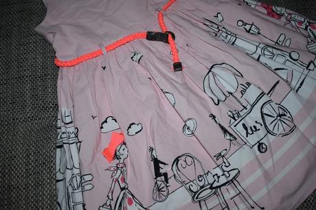 Nádherné šaty next s neon detaily, velikost 116, next,116