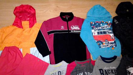 Chlapecký mix věcí vel.116-128 jaro/léto/podzim, 122–134