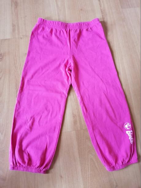 Tepláky, barbie,122