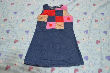 Džínové šaty s pačvorkovými aplikacemi vintage, items,116