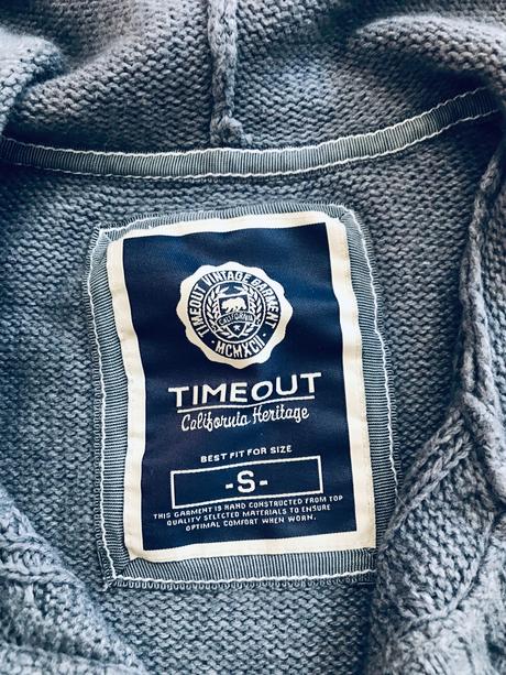 Vesta upletová - v.s, timeout,s