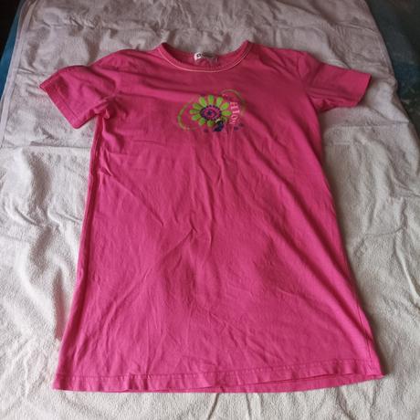 Růžová noční košilka, handy,152