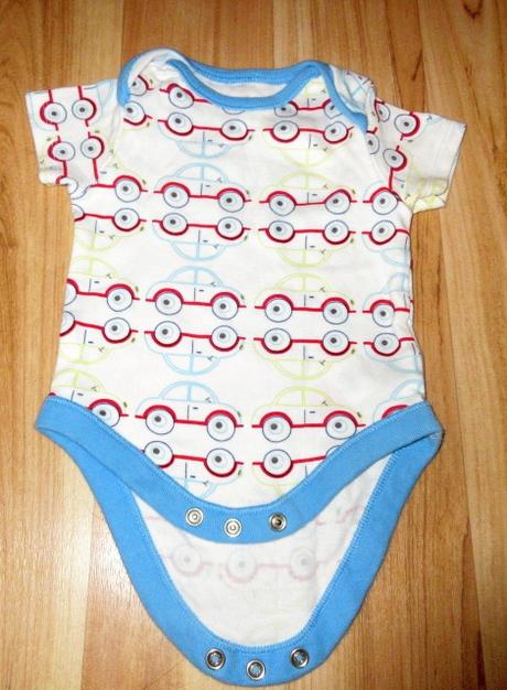 Body s autíčkami, f&f,62