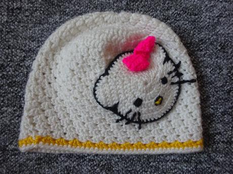 Zateplená vesta hello kitty i s čepičkou, vel. 86, h&m,86