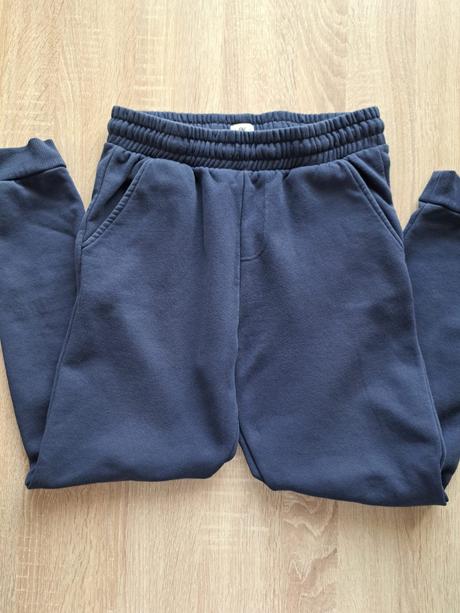 Nové tepláky vel. 164, 100 kč/ kus, f&f,164