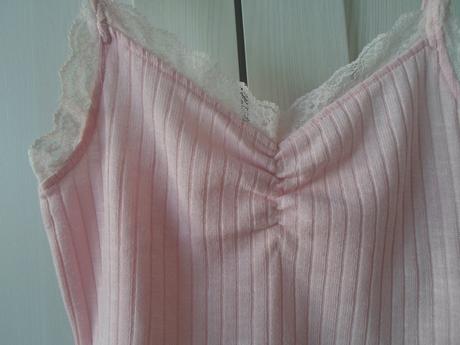 Růžové tričko triko tílko crop top krajkový, new yorker,s