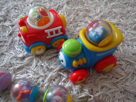 Hasiči a mašinka fisher price, 