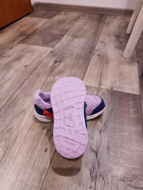 Dívčí běžecké boty, adidas,28