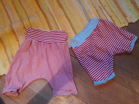 2x kraťasy na holčičku červené pruhované, 80