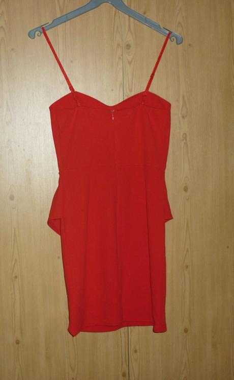Červené koktejlové šaty, xs