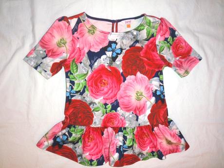 Luxusní květovaný značkový top baker, 140