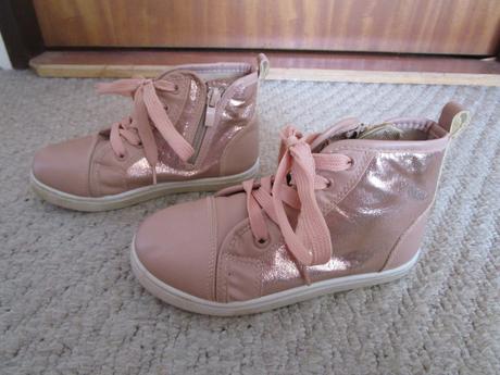 Pěkné zlatohnědé kotníčkové tenisky, č. 29, 29