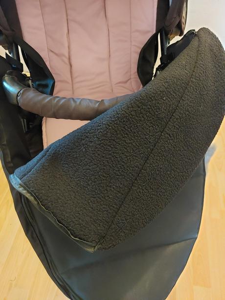 Zateplený nepromokavý nánožník s beránkem umělým, 