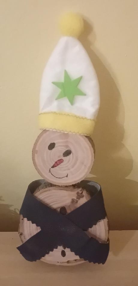 Dřevěný sněhulák,