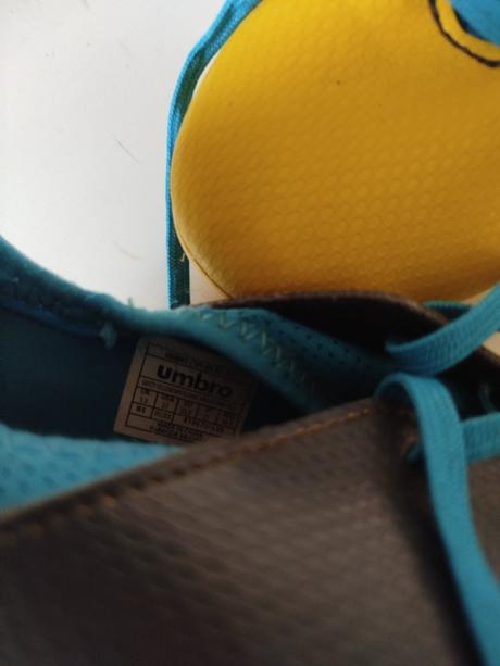 Kopačky zn. umbro vel.33,5, 33