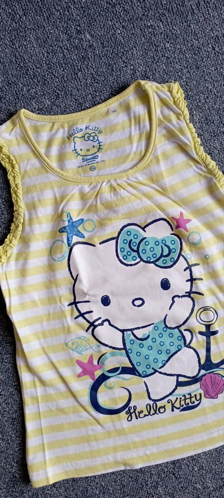 Tílko hello kitty zn."sanrio/c&a" vel."122", sanrio,122