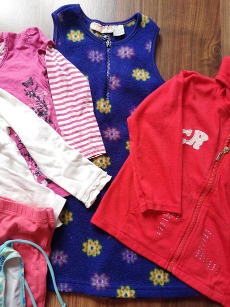 Děvčátko vel. 104, 104–116