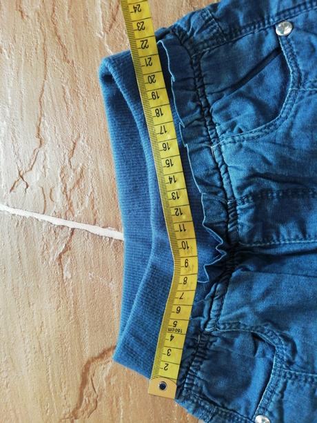 Nádherné lehké plátaky nové 4-5 let, 104