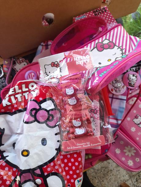 Hello kitty různé věci,
