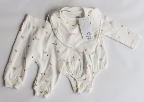 Komplet vel. 0 - 1 m, f&f,50