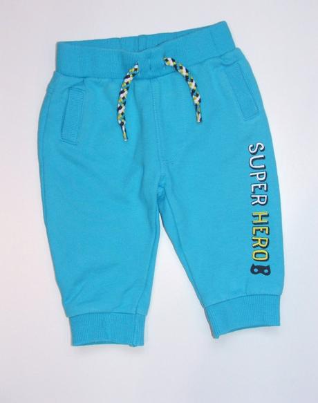 K226 tepláky vel. 62, f&f,62