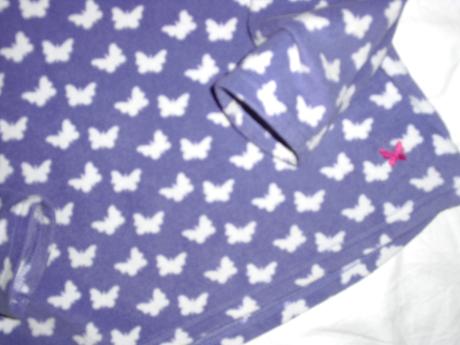 Krásná fialová flís mikina s motýlkama, tu,146