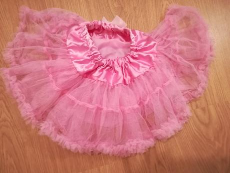 Bohatá tutu sukýnka 3-6 let, 104