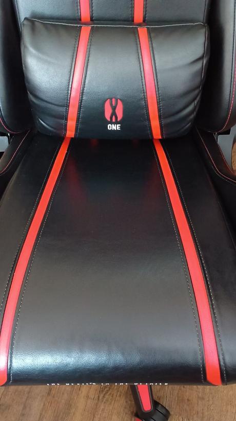 Židle k pc/ herní židle, 