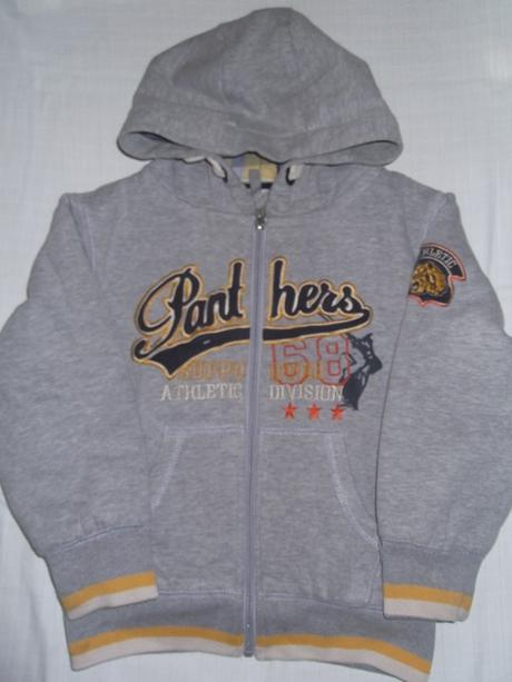 Mikna s kapucí, rebel,116