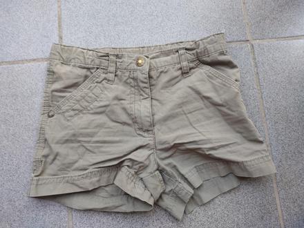 Kraťasy, lupilu,110