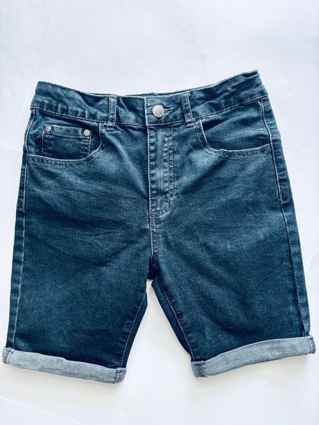 Kraťasy džínové- v.9/10 let, 140