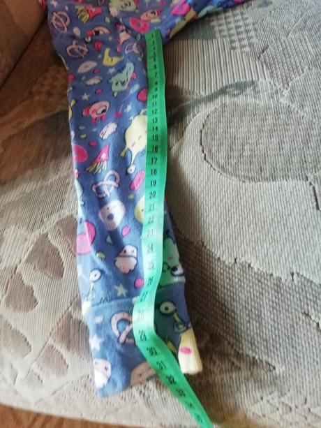 Hezké kvalitní pyžamko carters cca 3-4 roky-pěkný, carter's,98