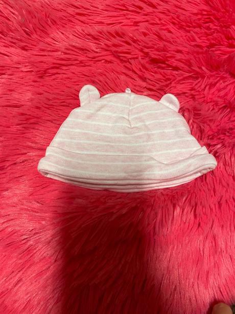 Dívčí čepice, 56