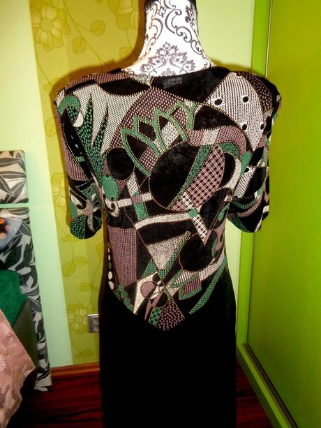 Krásné černé dlouhé společenské šaty, xl