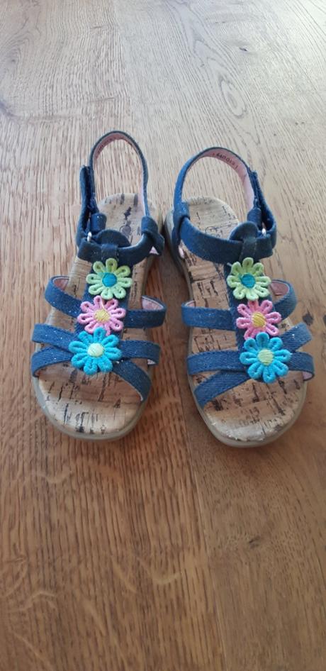 Top stav sandálky pro holčičku, 26