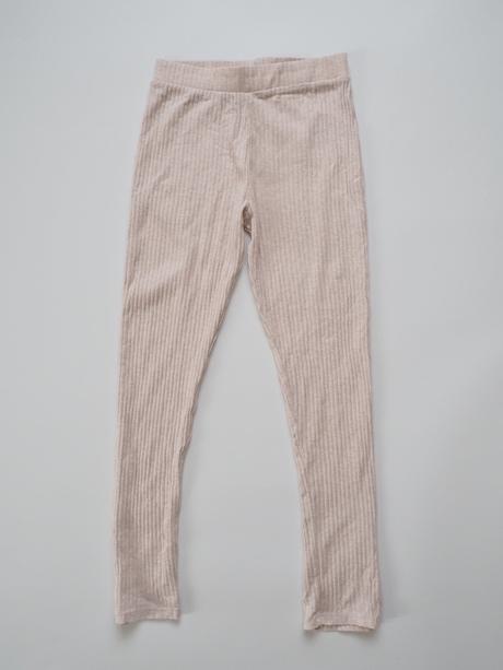 Legíny vel 152, river island,152