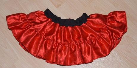 Saténová červená sukýnka červená karkulka, 