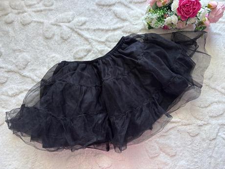 K1/ sukně černá tylová - v.cca 6/8 let, 122